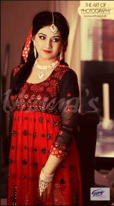 Asian wedding photography of an Asian Bride in UK